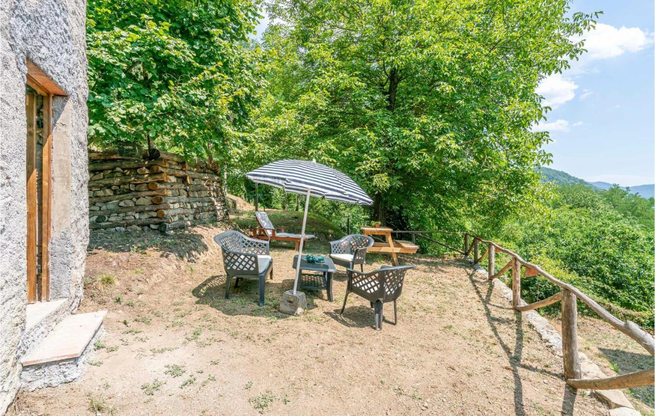 Stunning In Longoio With Kitchen Casa vacanze *