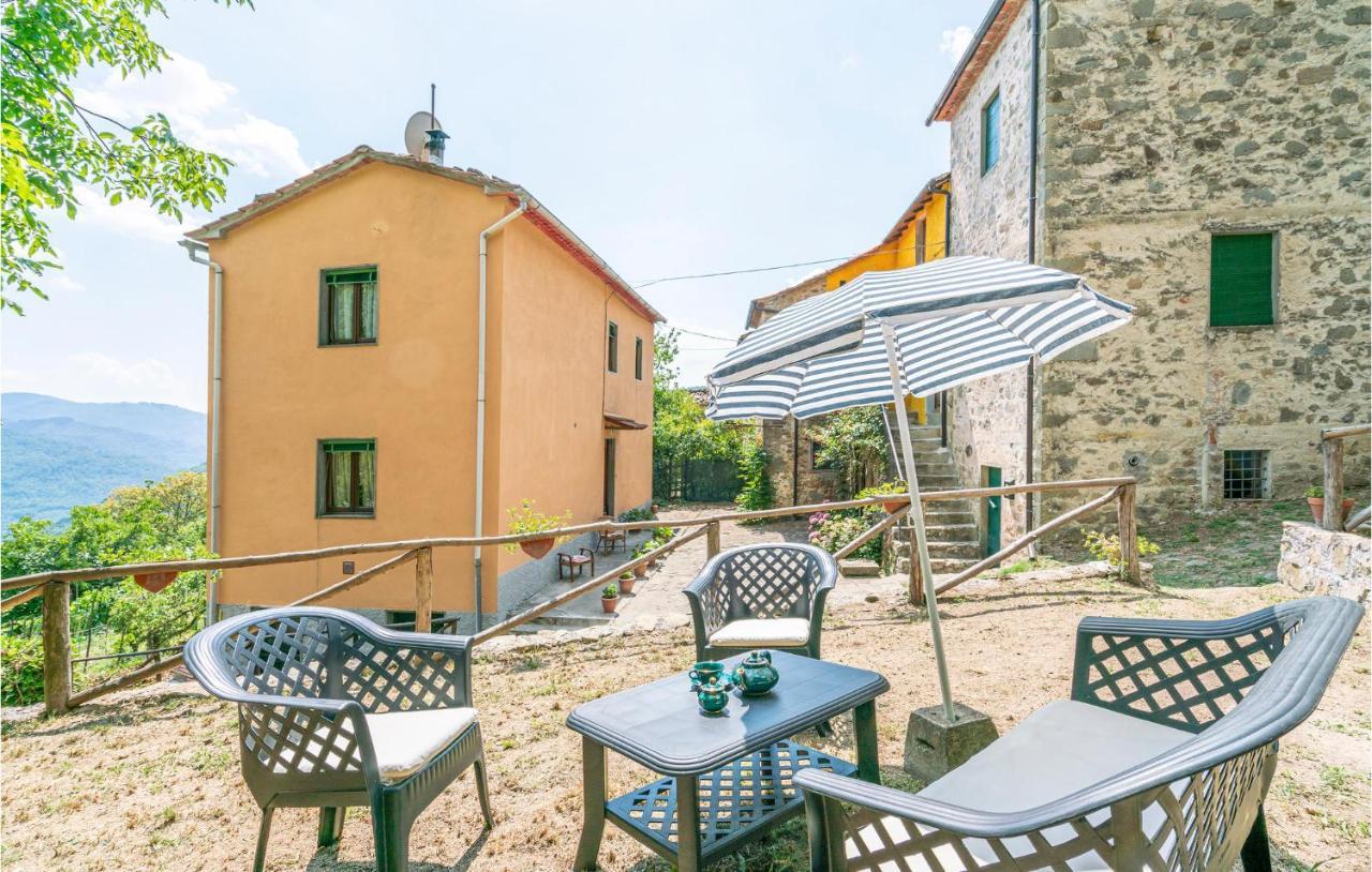 Stunning In Longoio With Kitchen * Monti di Villa
