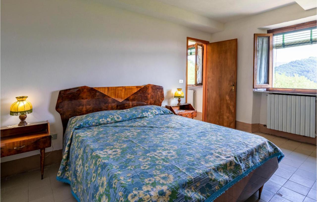 Stunning In Longoio With Kitchen Holiday home Monti di Villa